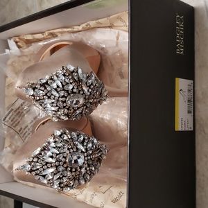 Badgley Mischka Embellished Champagne Satin Pumps Heels